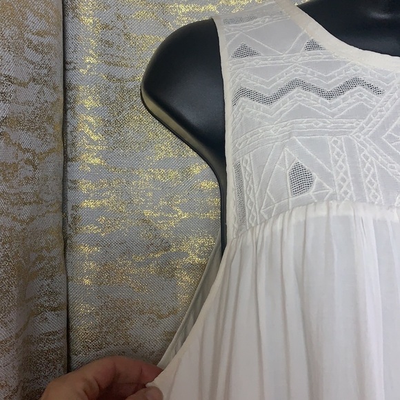 Aritzia Wilfred White Allier Embroidered Shift Dress Size S - Picture 7 of 16
